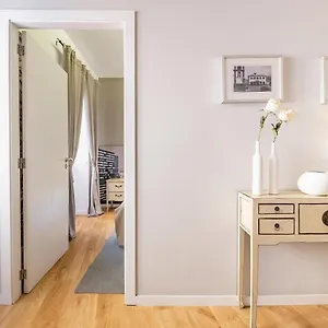 Apartamento Cayres Carmo 